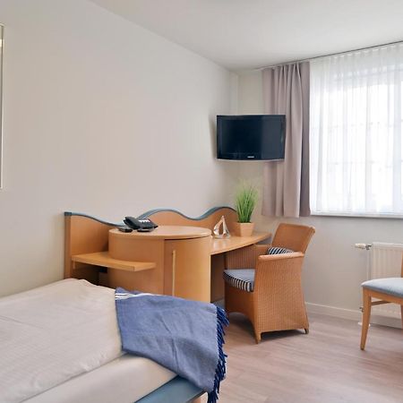Hotel- & Ferienanlage Kapitaens-Haeuser Бреге Екстериор снимка
