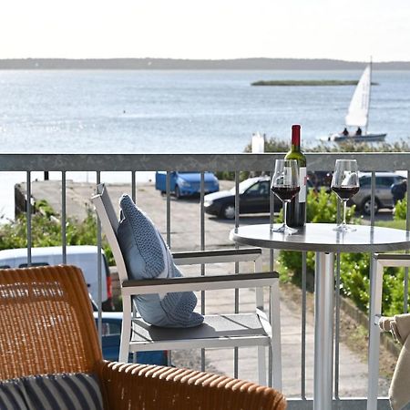 Hotel- & Ferienanlage Kapitaens-Haeuser Бреге Екстериор снимка