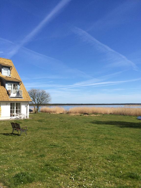 Hotel- & Ferienanlage Kapitaens-Haeuser Бреге Екстериор снимка